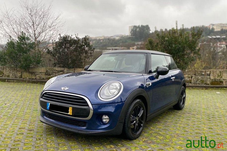 2015' MINI One D photo #2