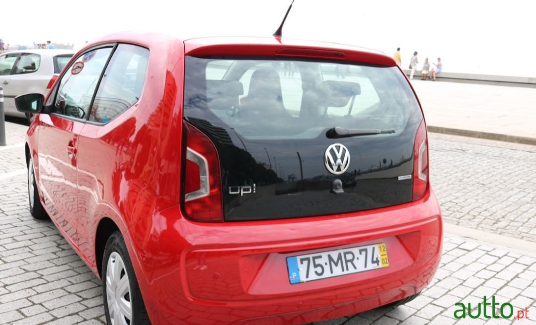 2012' Volkswagen Up photo #3