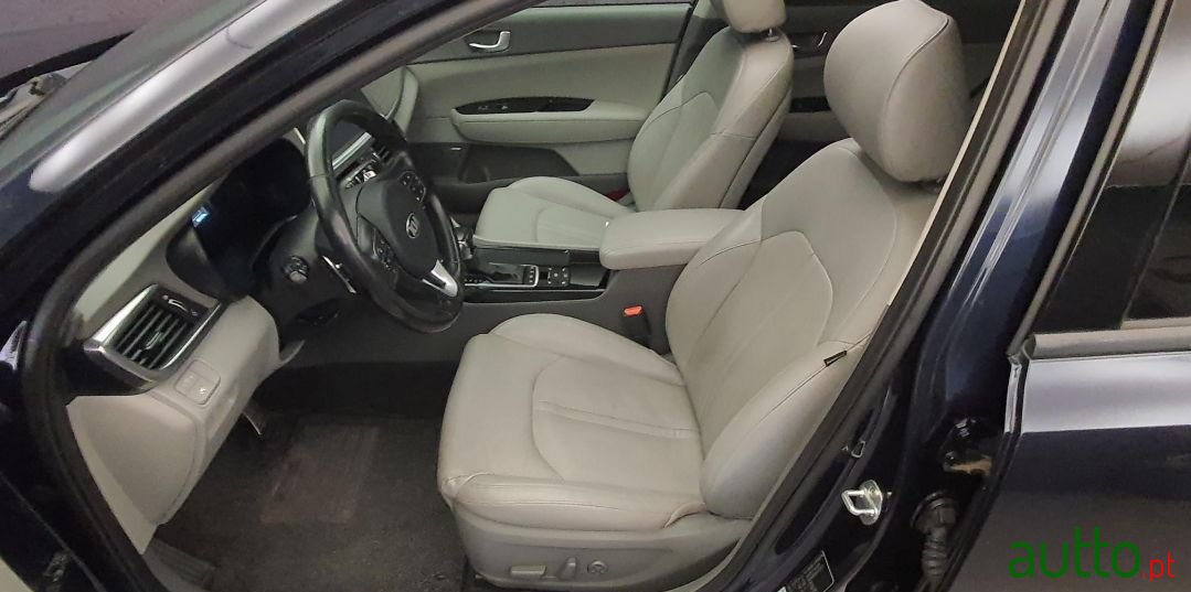 2017' Kia Optima Sw photo #6