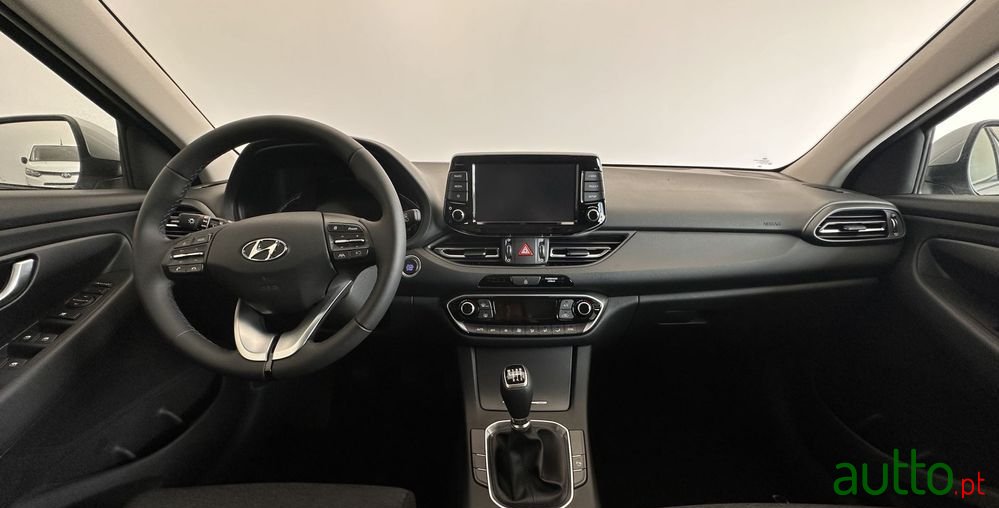 2024' Hyundai i30 photo #5