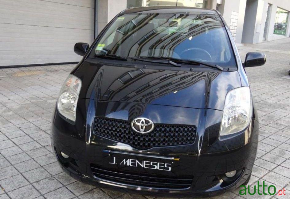 2007' Toyota Yaris photo #1