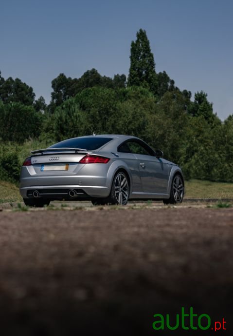 2015' Audi TT S--Line photo #4