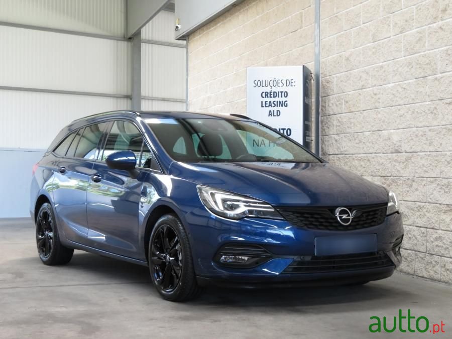 2020' Opel Astra Sports Tourer photo #6