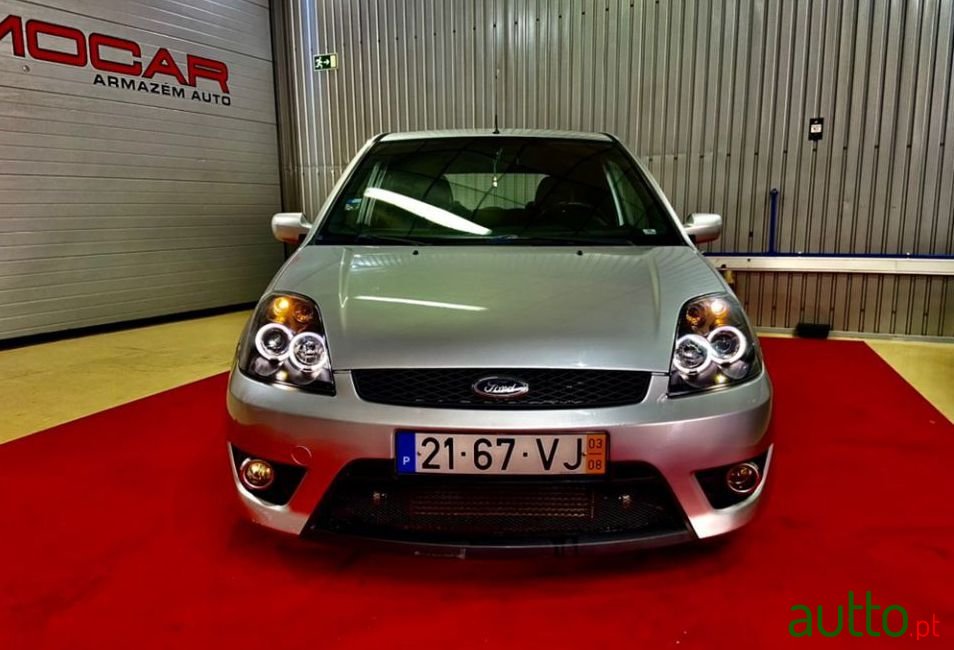 2003' Ford Fiesta Ghia photo #5