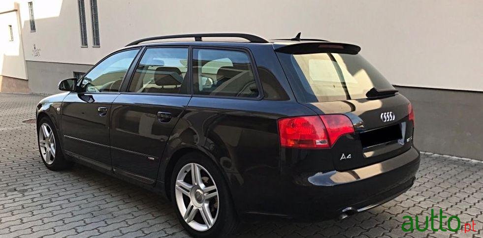 2006' Audi A4 Avant photo #2