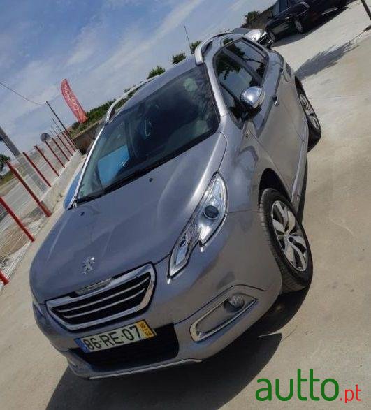 2016' Peugeot 2008 Style photo #3