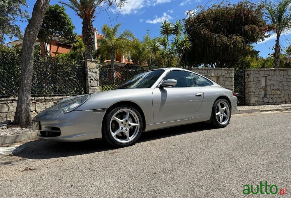 2002' Porsche 911 Carrera 4 photo #1
