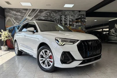 2021' Audi Q3