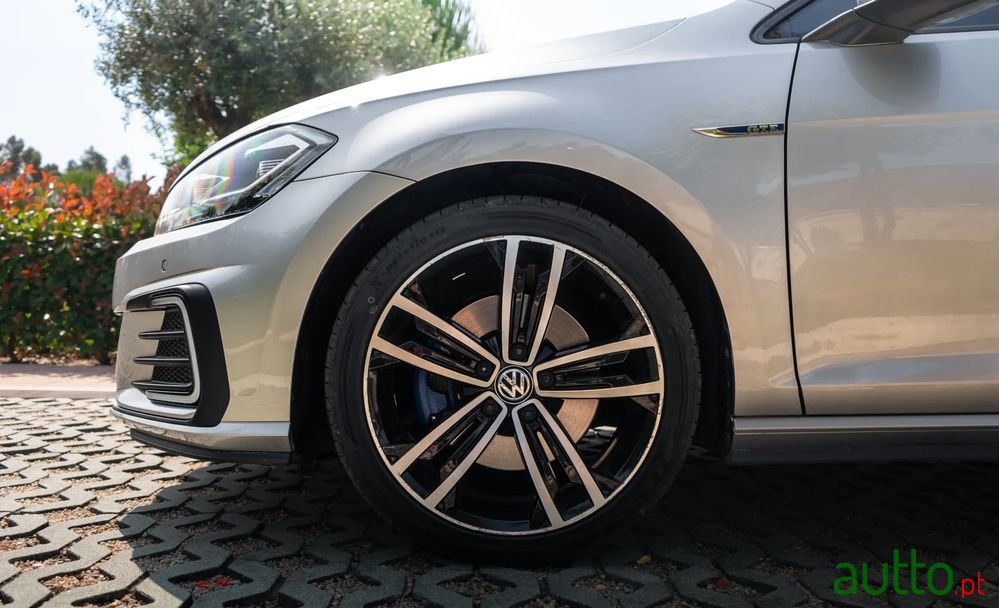 2020' Volkswagen Golf 1.4 Tsi Gte+ Dsg photo #6