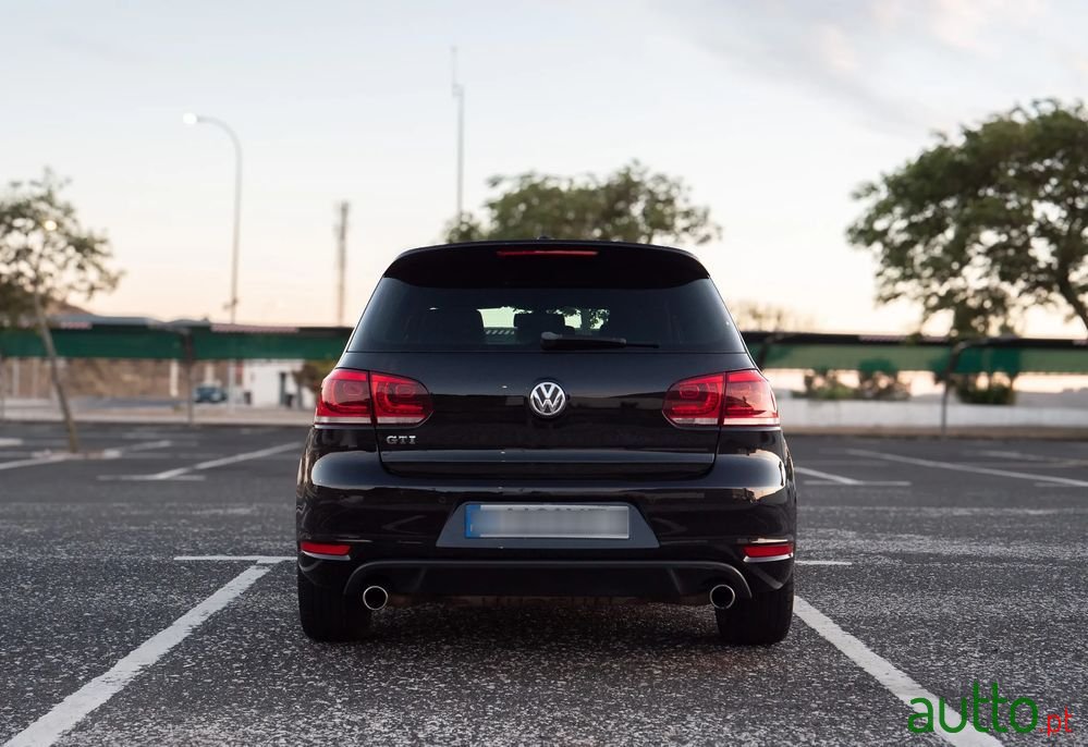 2011' Volkswagen Golf 2.0 Gti Dsg photo #4