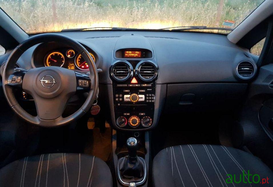 2010' Opel Corsa 1.3 Cdti Sport 95Cv photo #1