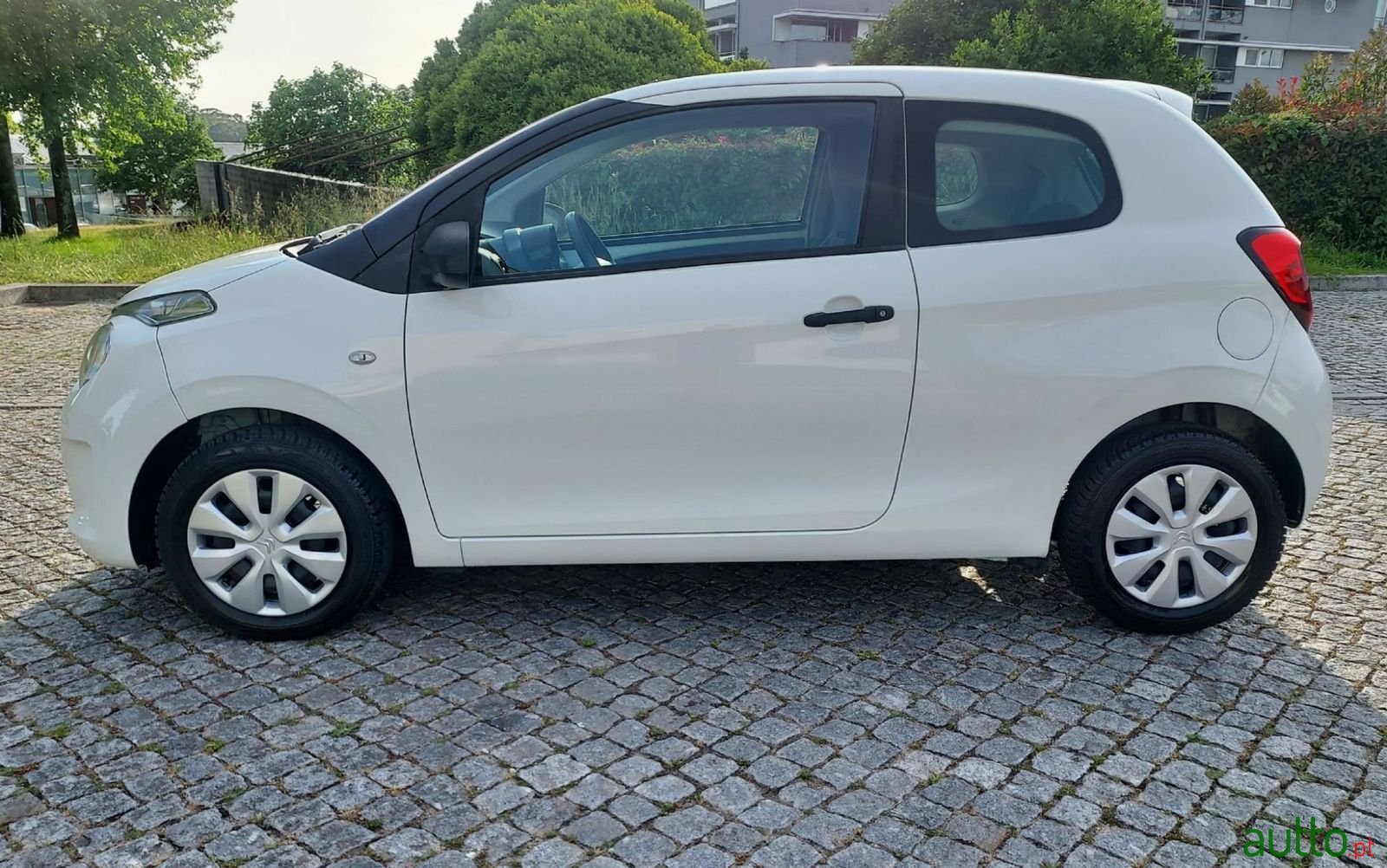 2015' Citroen C1 photo #2