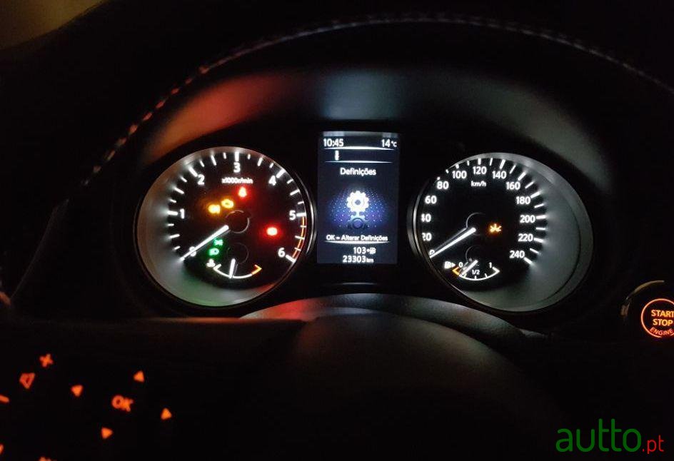 2017' Nissan Qashqai N-Connecta1500 photo #3