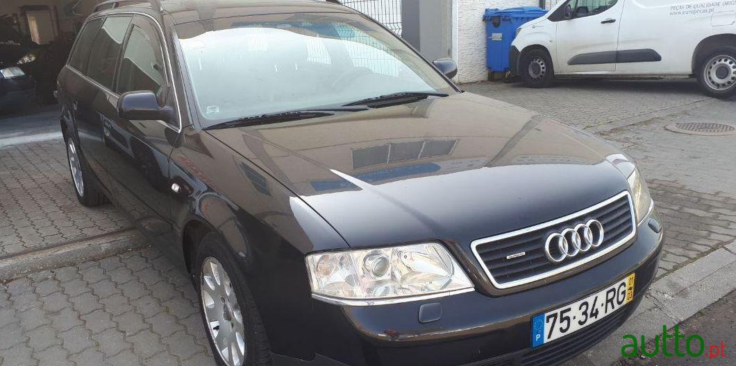 2001' Audi A6 Avant photo #2