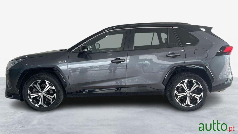 2021' Toyota RAV4 photo #3