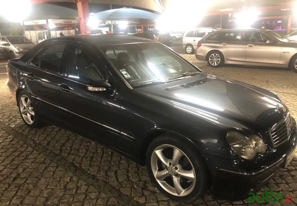 2001' Mercedes-Benz C 220 Cdi Avantgarde photo #6