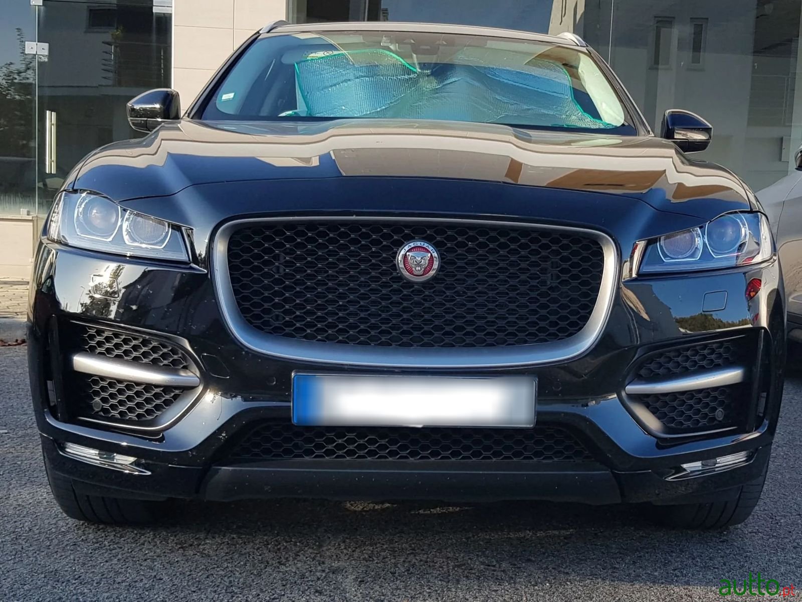 2017' Jaguar F-Pace photo #1