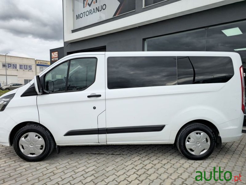 2018' Ford Tourneo Custom photo #5