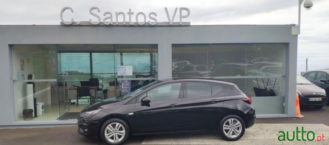 2020' Opel Astra photo #2