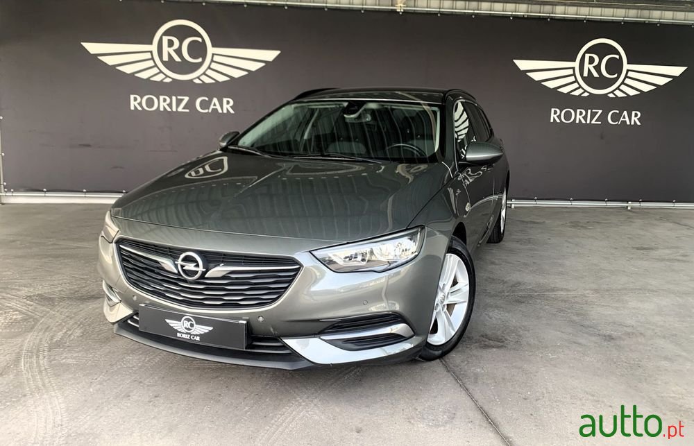 2019' Opel Insignia Sports Tourer photo #1
