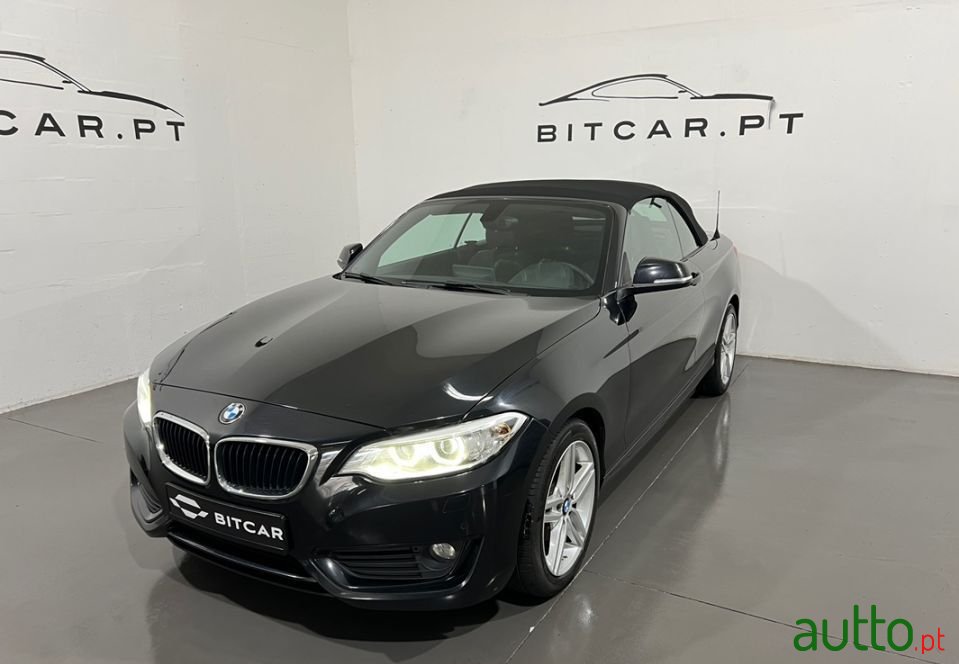 2016' BMW 220 Sport photo #2