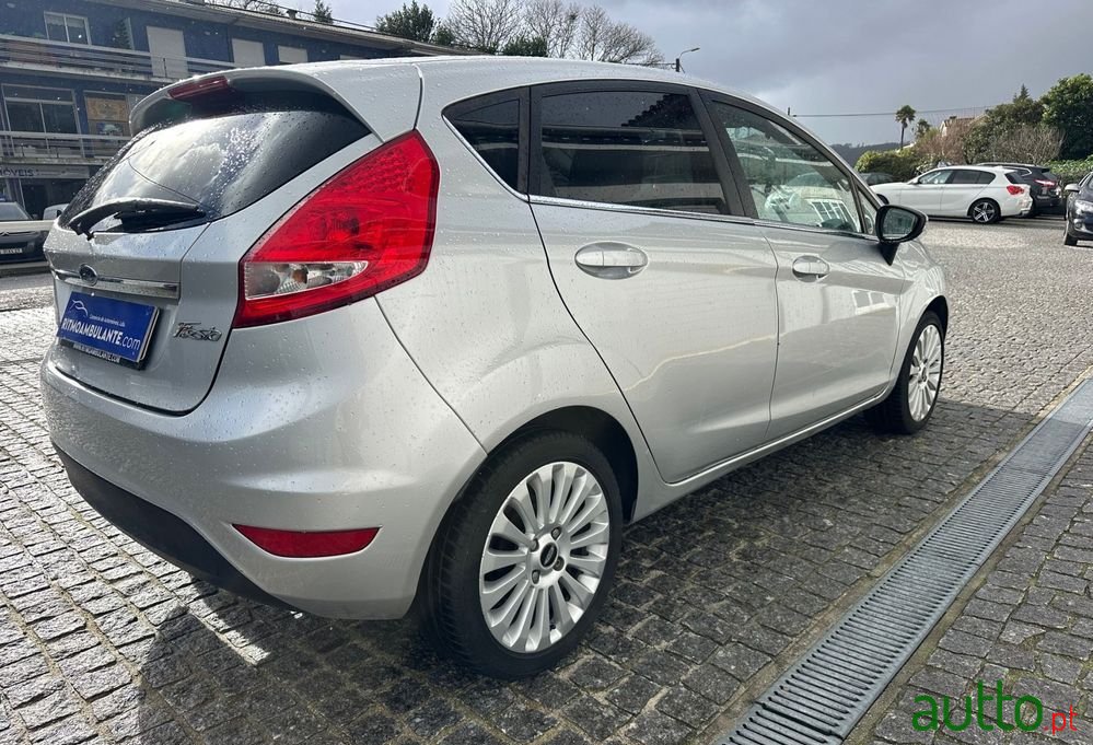 2009' Ford Fiesta 1.25 Titanium photo #4