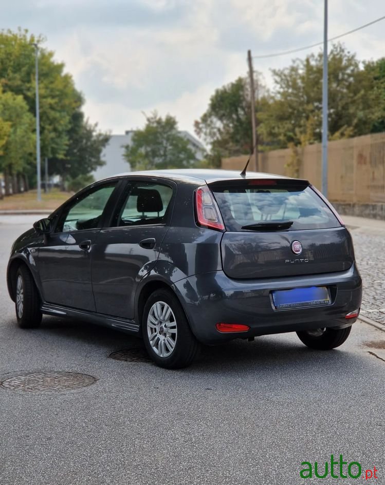 2014' Fiat Punto 1.2 Young S&S photo #6
