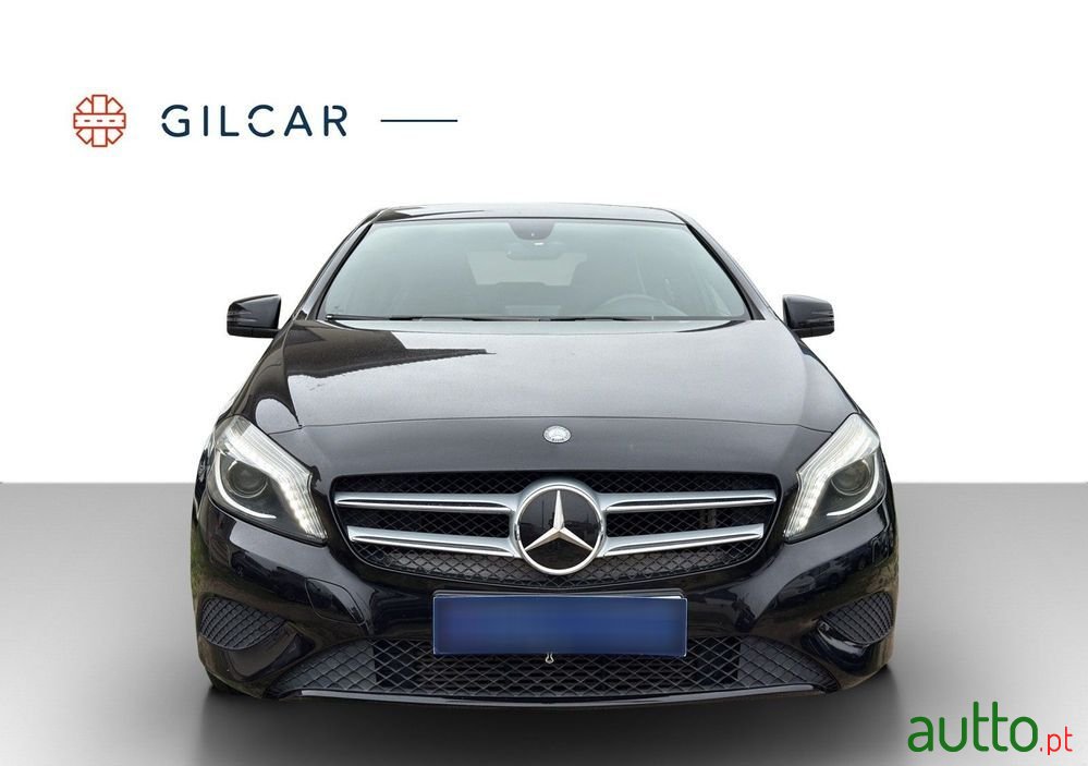 2013' Mercedes-Benz Classe A photo #3