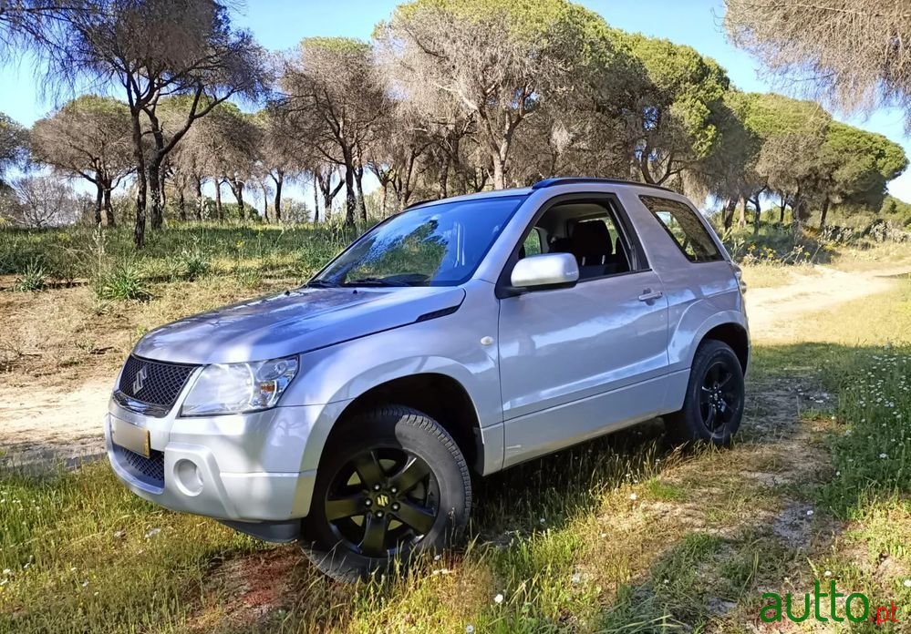 2008' Suzuki Grand Vitara photo #1