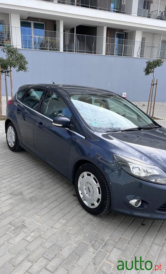 2011' Ford Focus 1.6I Titanium photo #6