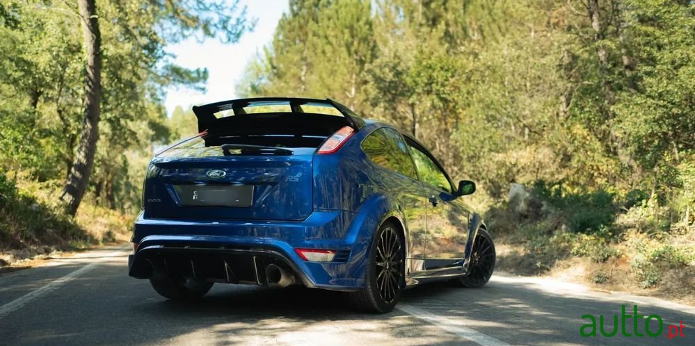 2009' Ford Focus 2.5 T Rs photo #2