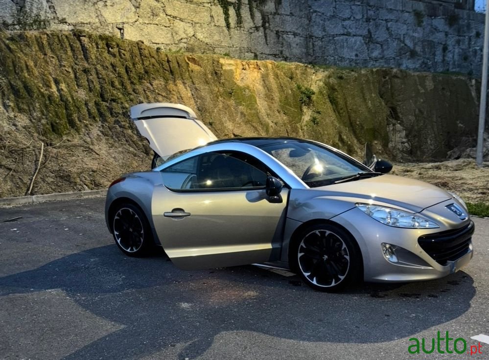 2011' Peugeot RCZ 1.6 Thp photo #2