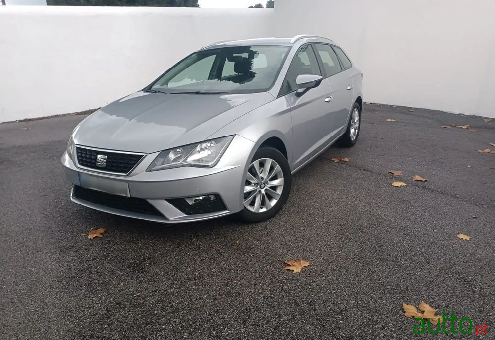 2018' SEAT Leon St photo #1