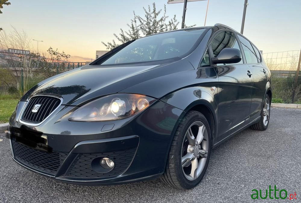 2010' SEAT Altea photo #1