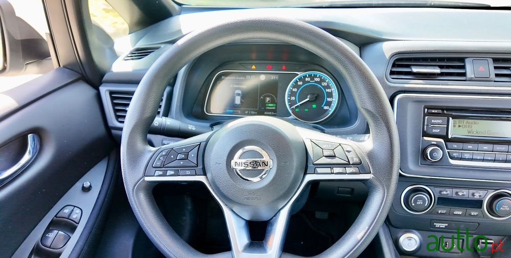 2021' Nissan Leaf 40 Kwh photo #5