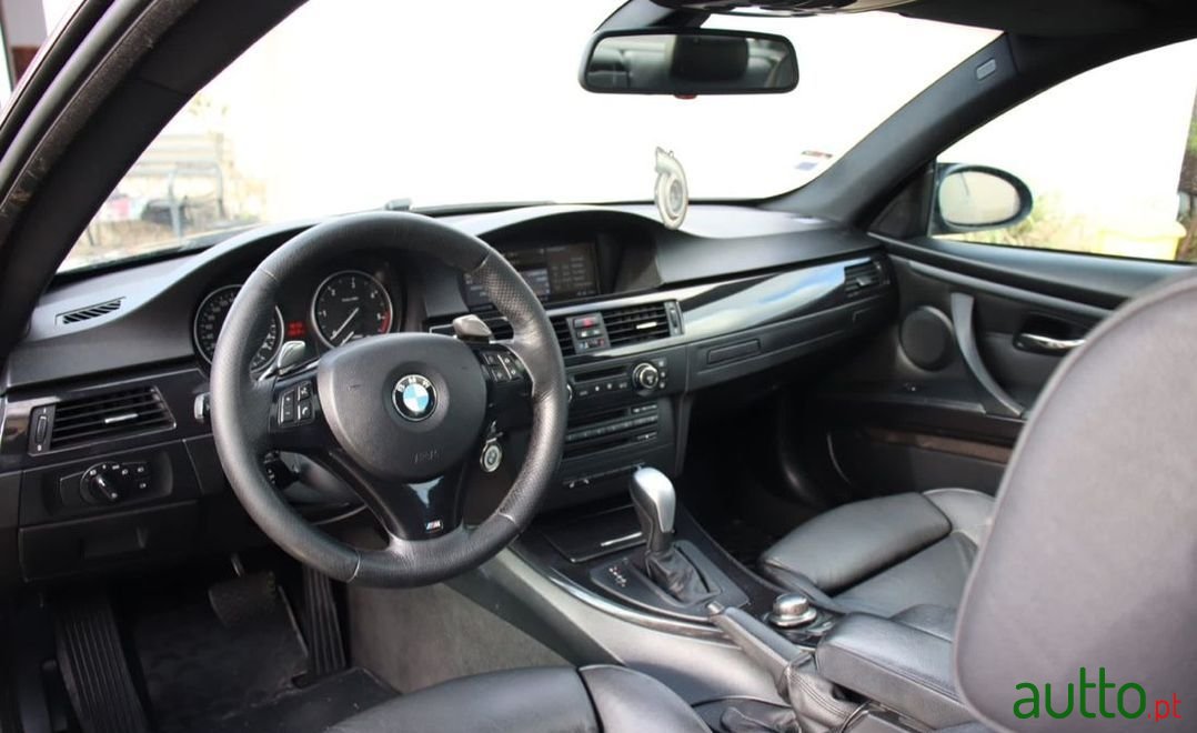 2007' BMW 330 photo #4