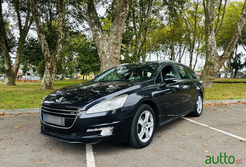 2012' Peugeot 508 Sw photo #1