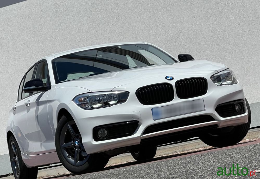 2016' BMW Série 1 D Line Urban photo #1