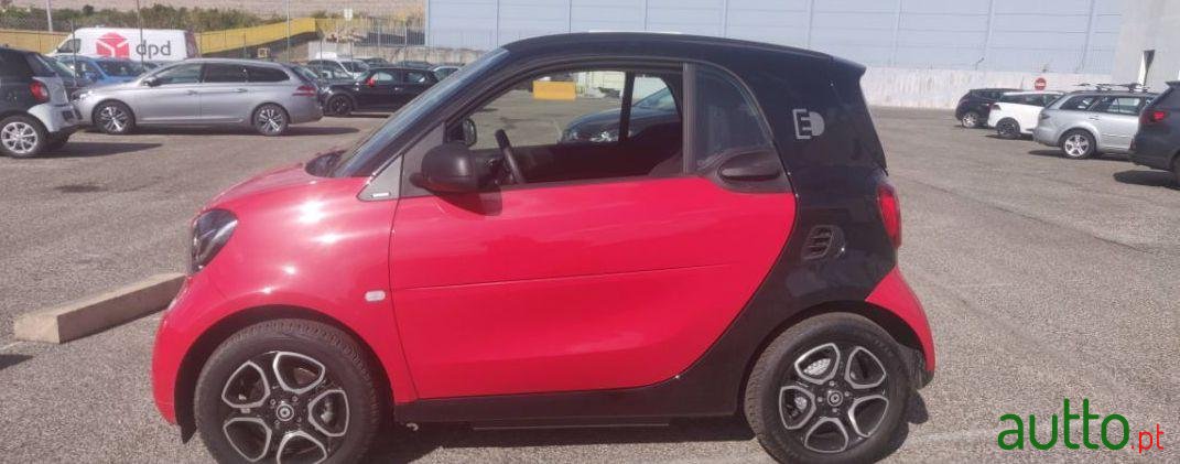 2018' Smart Fortwo photo #1