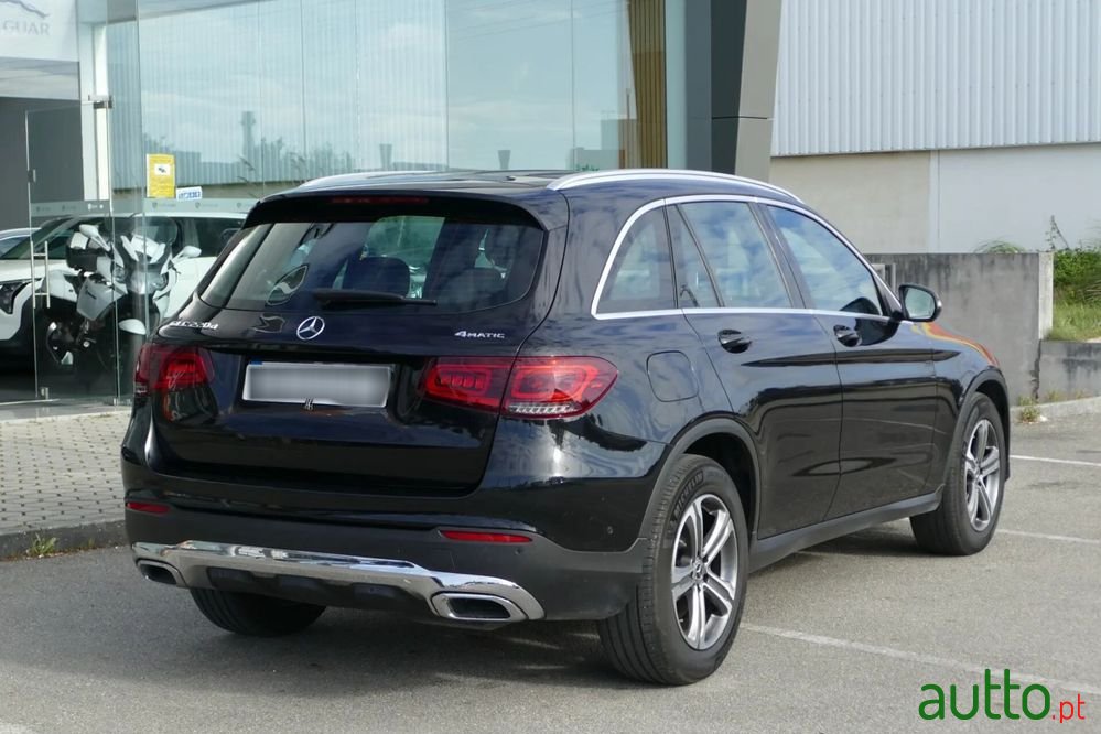 2020' Mercedes-Benz Classe Glc photo #4