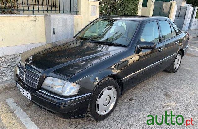 1994' Mercedes-Benz C-250 Elegance photo #3