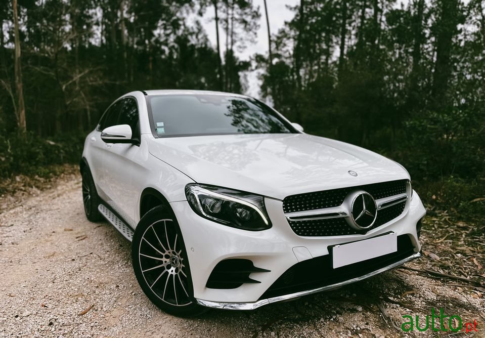 2017' Mercedes-Benz GLC 250 photo #1