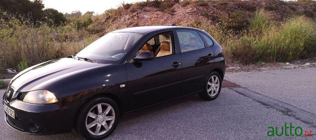2005' SEAT Ibiza Ibiza Sport photo #1