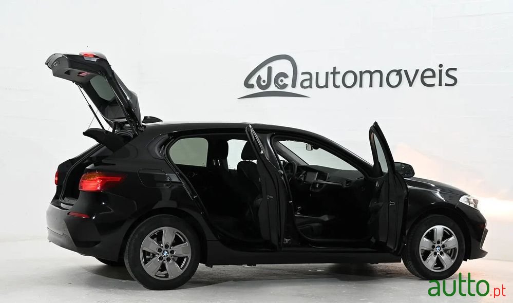 2024' BMW Série 1 photo #5