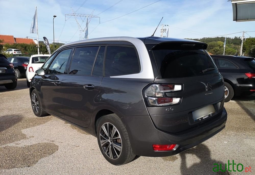 2017' Citroen C4 Grand Picasso photo #4