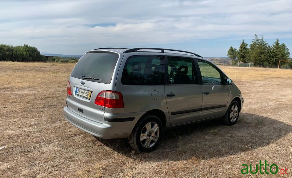 2002' Ford Galaxy photo #2