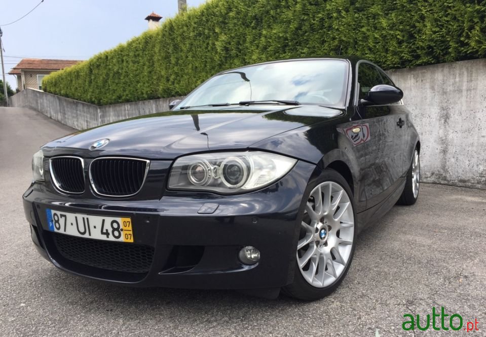 2007' BMW 118 photo #1