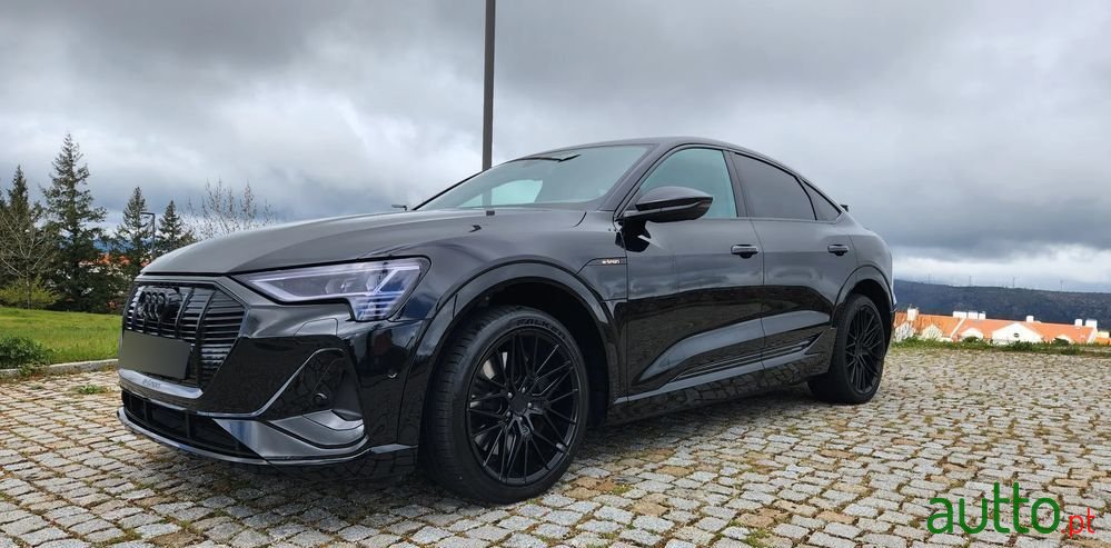 2022' Audi e-tron Sportback photo #1