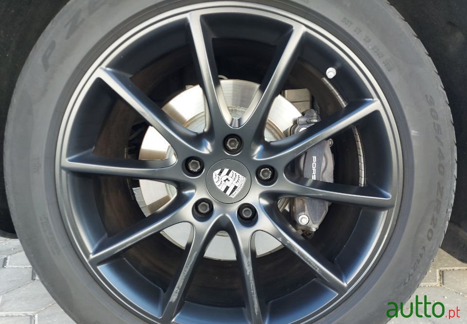 2018' Porsche Cayenne photo #5