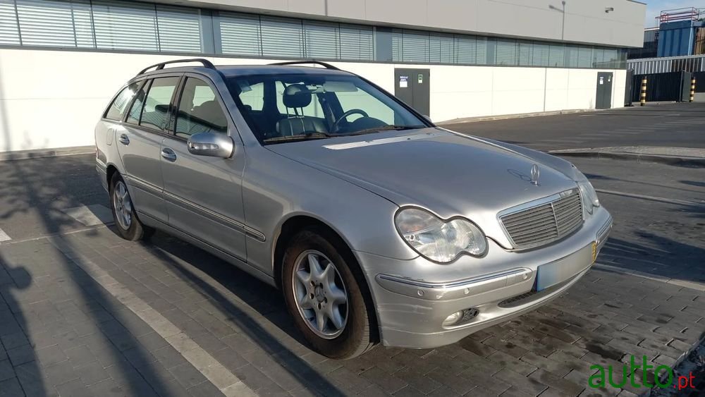 2002' Mercedes-Benz Classe C photo #5